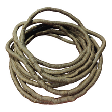 Carica l'immagine nel visualizzatore di Gallery, Liane realistiche in materiale plastico con anima interna in acciaio inox extra modellabile. Con questo prodotto donerete un look veramente esclusivo al vostro vivario tropicale, utili come appoggio per muschi e piante leggere, potrebbero addirittura sorreggere qualche piccola Neoregelia!