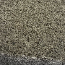 Load image into Gallery viewer, I nostri pannelli Epiweb sono ideali per rivestire il pavimento del terrario o creare un'attraente/ruvida parete posteriore. Epi-Web non solo è a pH neutro, il che lo rende un prodotto estremamente durevole ed ecologico, ma è anche facile da pulire. Grazie alla sua consistenza grossolana, sembra naturale e ha una forte somiglianza con lo xaxim.