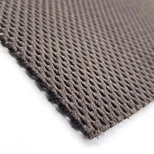 Carica l'immagine nel visualizzatore di Gallery, Il tessuto Hygrolon è costituito da tre strati, con due strati esterni intrecciati separati da uno strato di fili di fibre di nylon verticali. Questi strati esterni sono estremamente igroscopici e sono tessuti con una tecnica a catena avanzata, conferendogli la caratteristica struttura a rete. Il design della rete è essenziale per fornire accesso sia alla radice che all'aria all'interno del materiale.