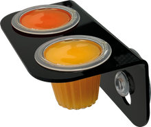 Load image into Gallery viewer, Molti animali apprezzano i Repto Fruit Snack. Per posizionarli in modo stabile e sempre accessibile è disponibile l’apposito supporto da parete.
